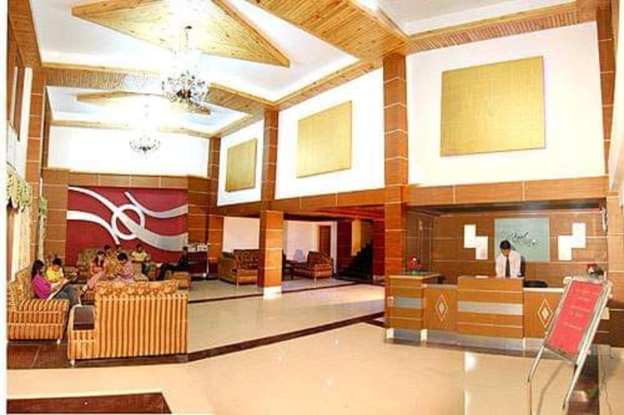 The Royal Grand, Manali Ξενοδοχείο Jagatsukh Εξωτερικό φωτογραφία